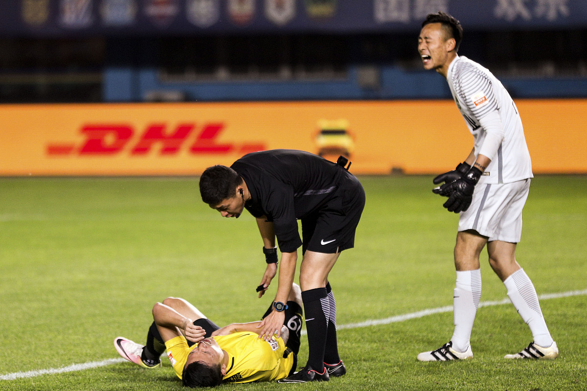 关键时刻体能课后，多伦多猛龙绝杀压哨备战亚冠，信心回归，资深球员宣示担当的简单介绍