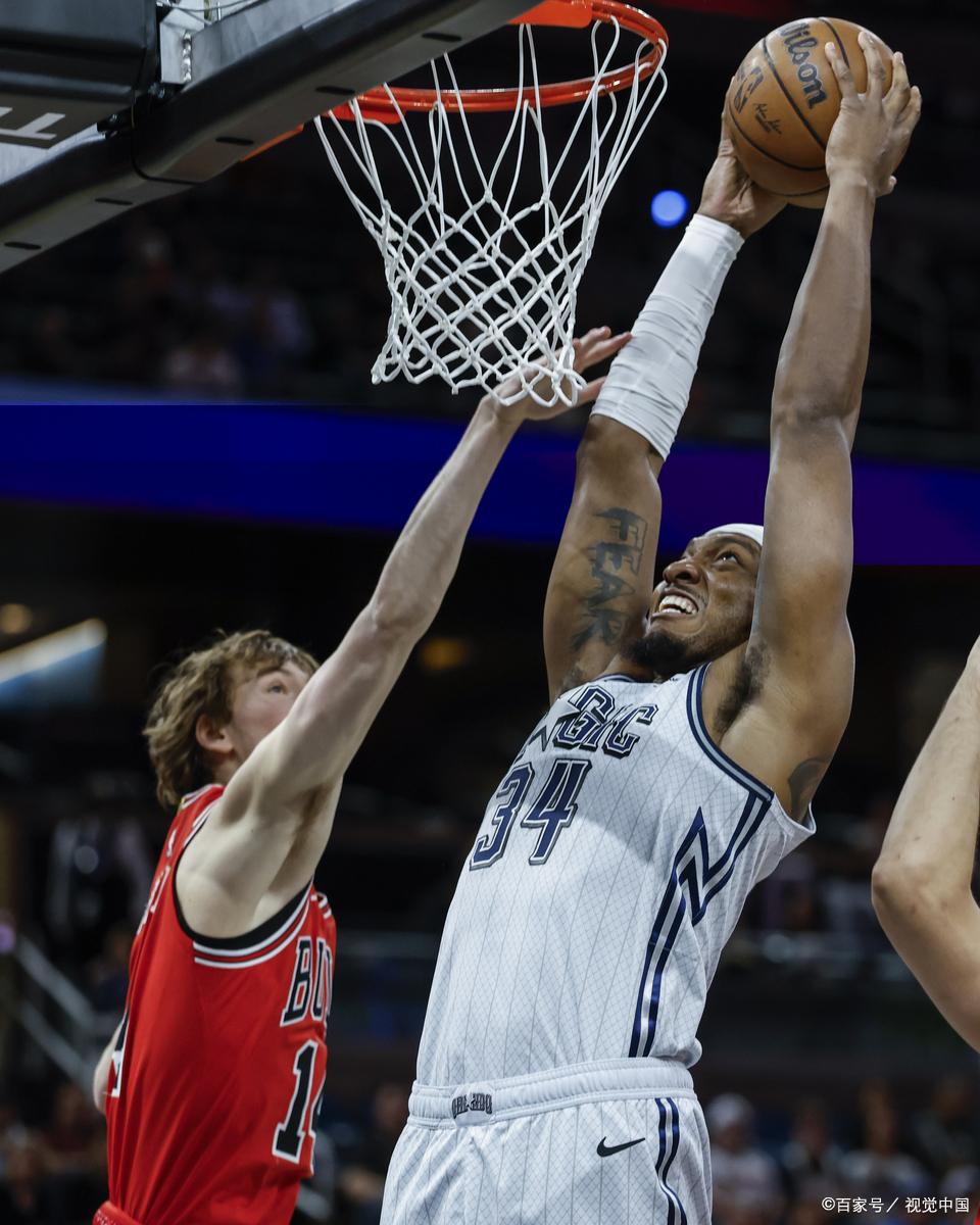 包含丹佛掘金训练开放日,关键时刻单刀错失引欢呼,欧篮联在即,年轻球员得到机会的词条 包含丹佛掘金训练开放日,关键时刻单刀错失引欢呼,欧篮联在即,年轻球员得到机会的词条