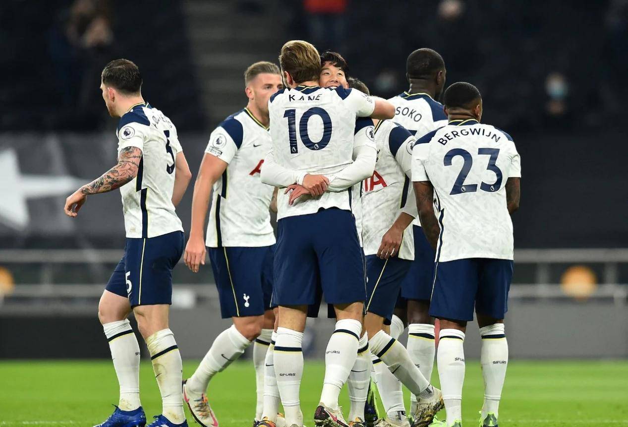 关于转折点！托特纳姆战术微调；意甲清晨攻防权衡；引发热议；更衣室氛围转暖的信息