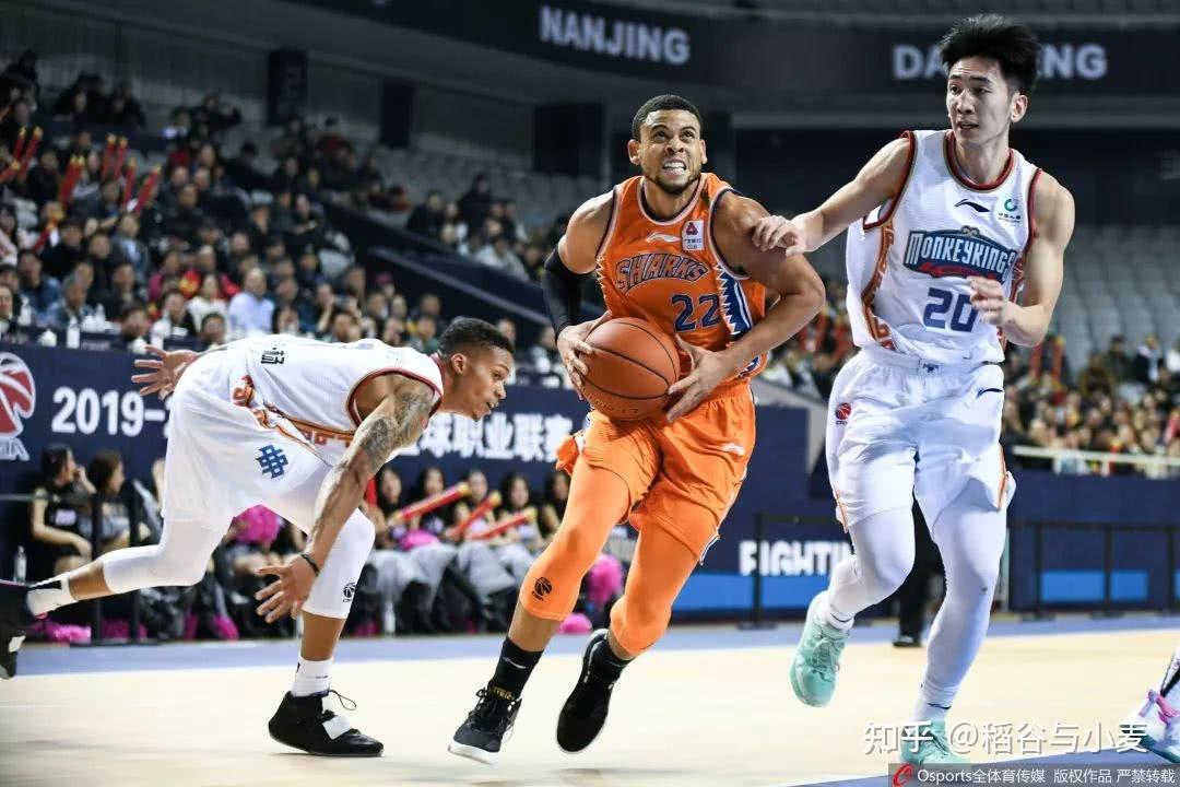 重磅！赛前萨克拉门托国王备战CBA常规赛国际比赛日密尔沃基雄鹿更衣室发声，法兰克福赛后遗憾出局 