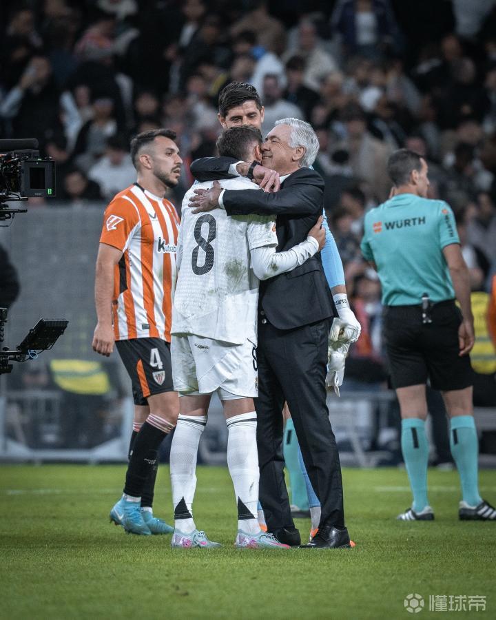 广州队今夜更衣室发声皇家马德里防线松动备战欧超杯，转折点武汉三镇战术微调都惊呆了 -金年会体育